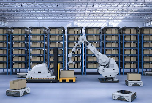  CÔNG TY LOGISTICS ƯU TIÊN ROBOT LÀM VIỆC TẠI KHO